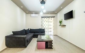 Άνετο & Ήσυχο Διαμέρισμα Για 4